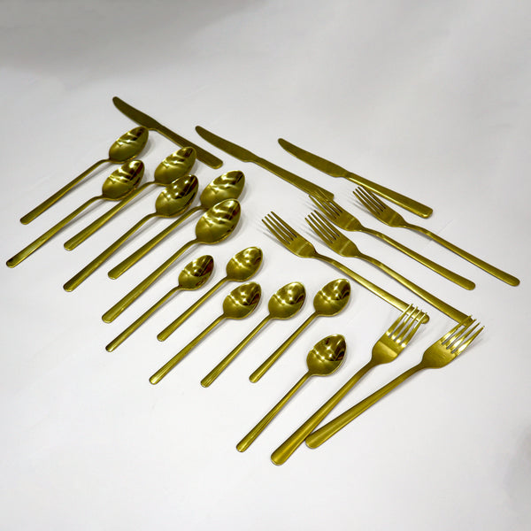 18 Pieces Set of Golden Stainless Steel Spoons