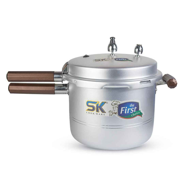 Cool Aswad Pressure Cooker with Brown Easy Grip Handles - Skcookware