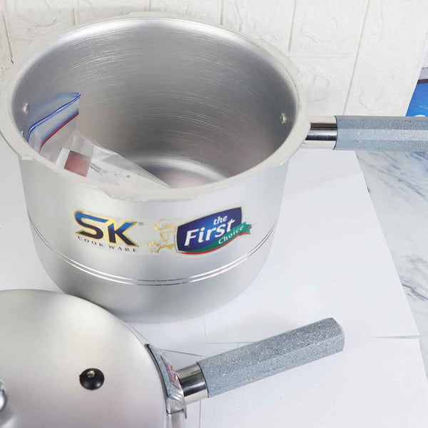 Cool Aswad Pressure Cooker with Grey Easy Grip Handles - Skcookware