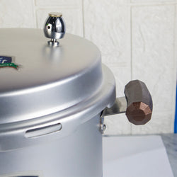 Cool Aswad Pressure Cooker with Brown Easy Grip Handles