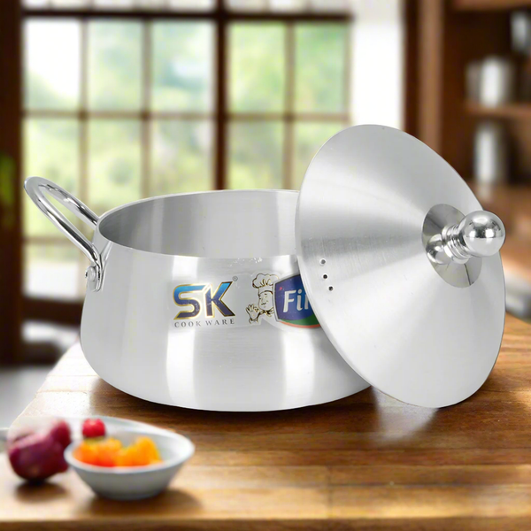 Heavy Gauged Metal Finish Belly Style Casserole