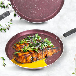 33cm Marble Coated Hot Plate/Pizza Pan - Maroon